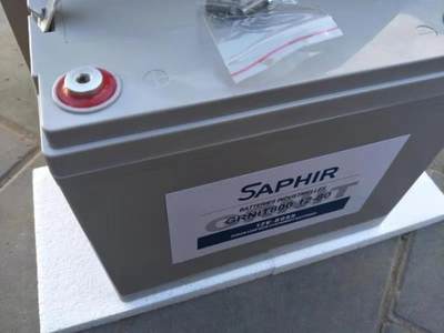 法国SAPHIR蓄电池GRNIT800 SAPHIR蓄电池12v80AH原装假一赔十