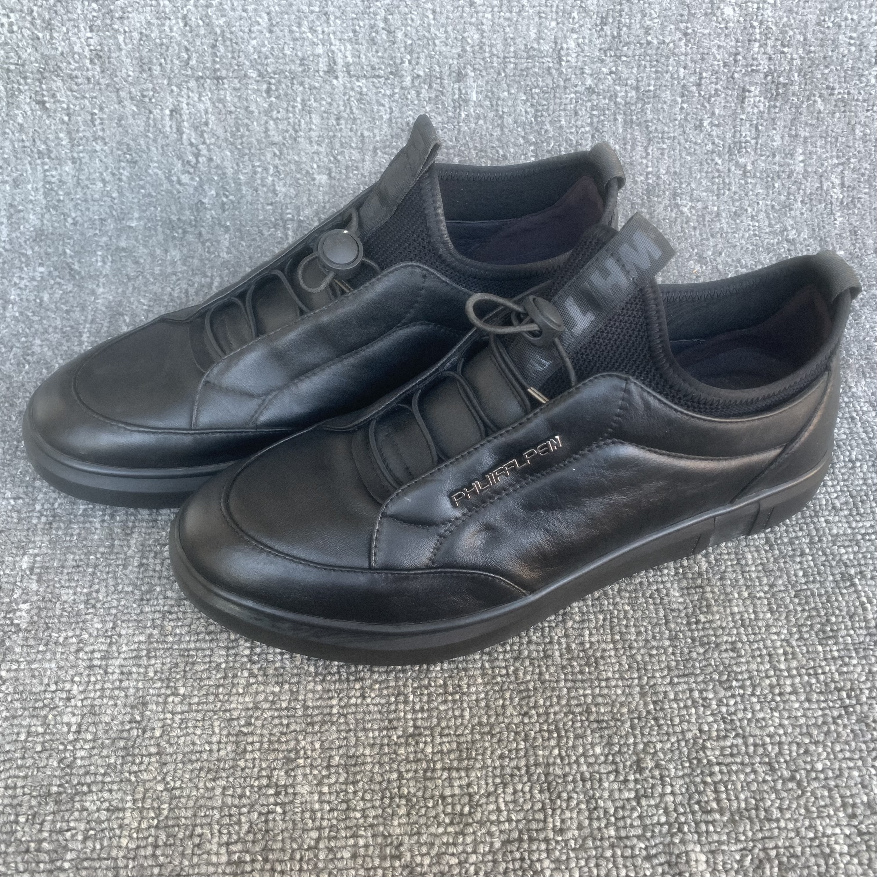 休闲鞋春秋透气时尚户外休闲鞋