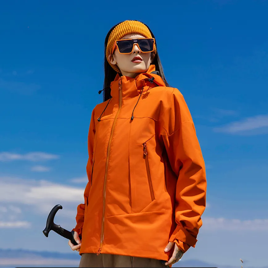 三合一石墨烯冲锋衣男定制工作服户外登山两件套高防水透湿外套女