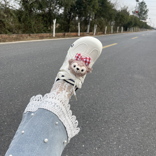 可爱雪莉玫单鞋女2026春季新款初中生休闲板鞋奶呼呼平底鞋