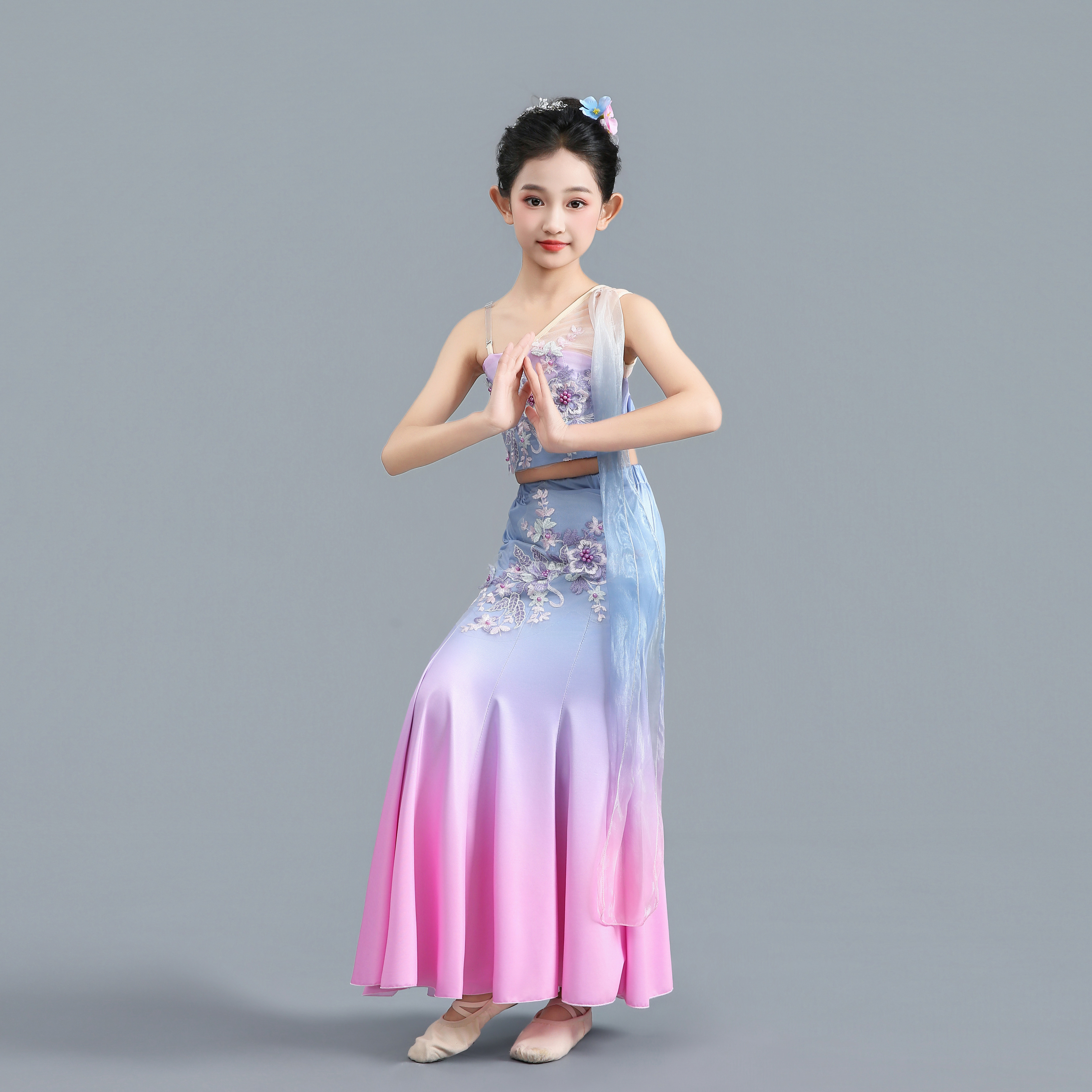 女童傣族孔雀舞彩云之南演出服