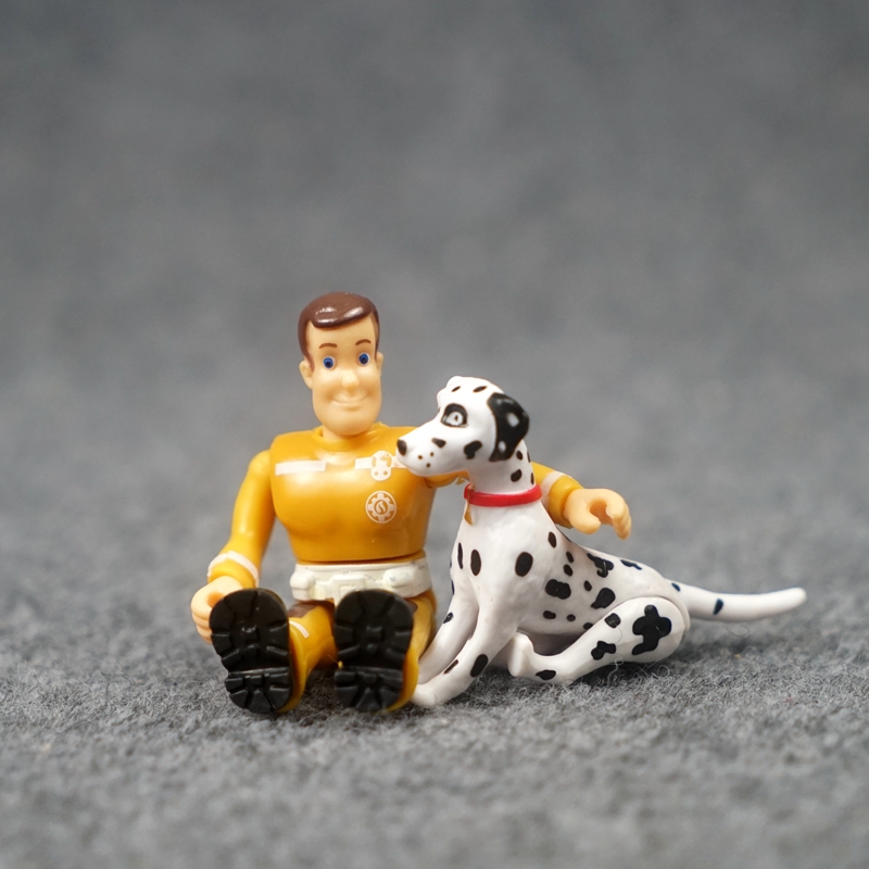 过家家玩具安全员和斑点狗可动