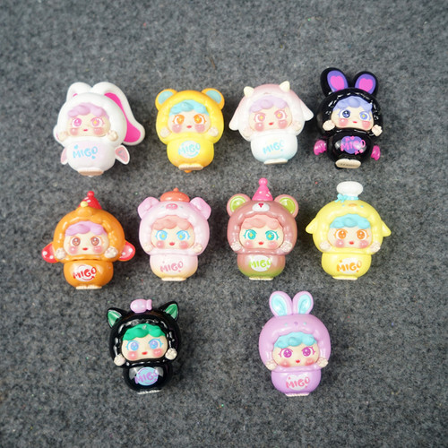 迷你小公仔鬼鬼祟祟盲盒潮玩摆件