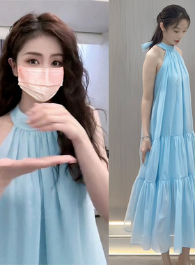 蓝色挂脖吊带连衣裙女A字裙蓬蓬裙夏季法式温柔长裙海边度假裙子