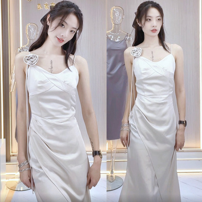 吊带连衣裙女v领修身包臀开叉性感中长裙A字裙缎面高级感气质裙子