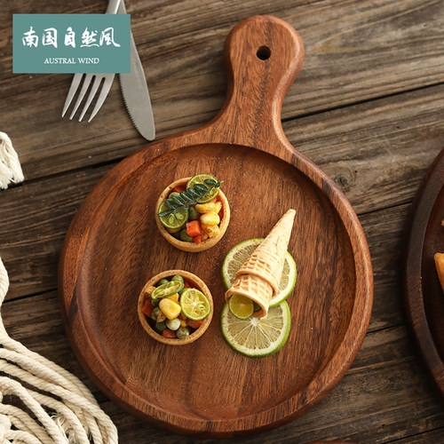 胡桃木圆盘披萨盘托盘餐具
