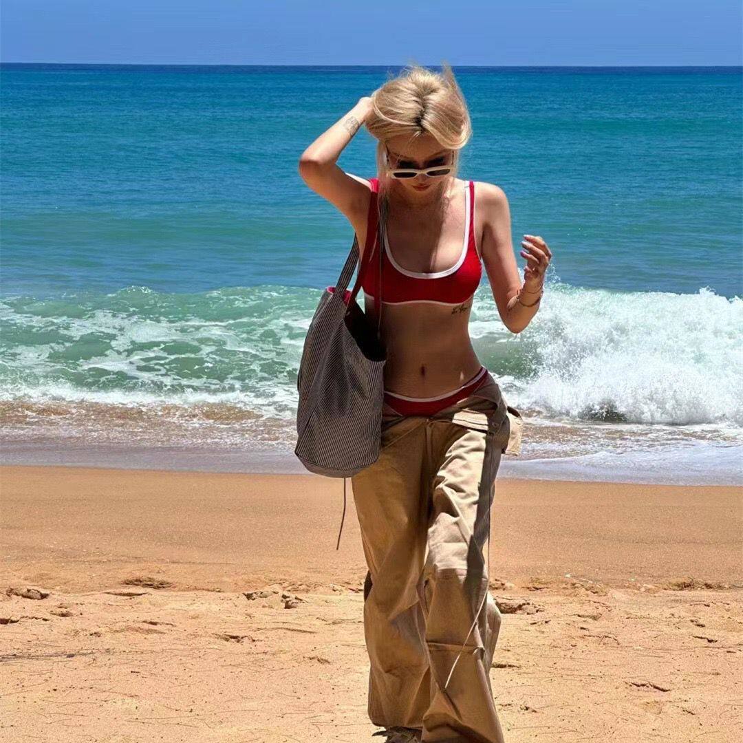 美式复古小胸辣妹红色显白背心比基尼高级感泡温泉海边度假泳衣女