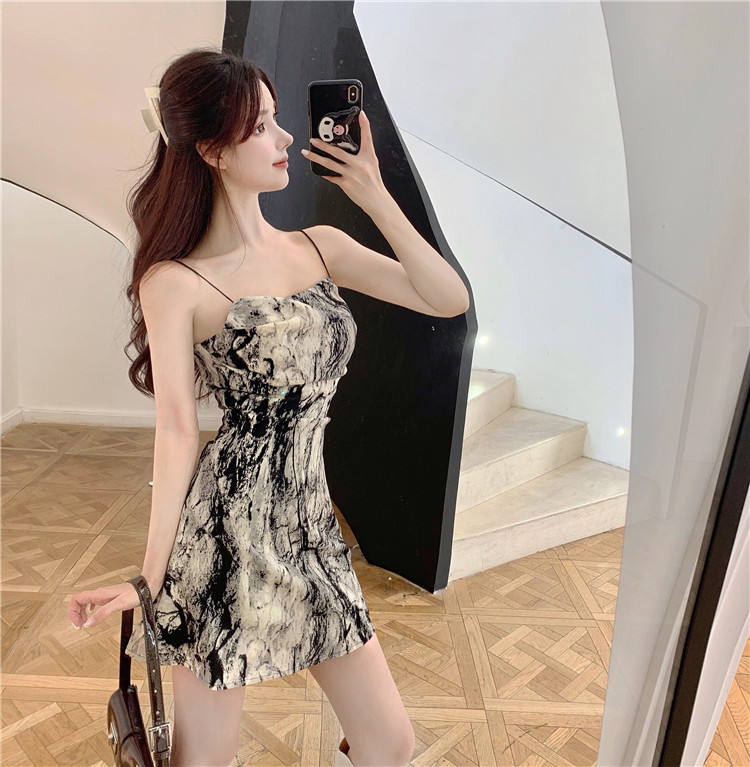 French Open Back suspender dress short skirt sexy slim waist and hip skirt