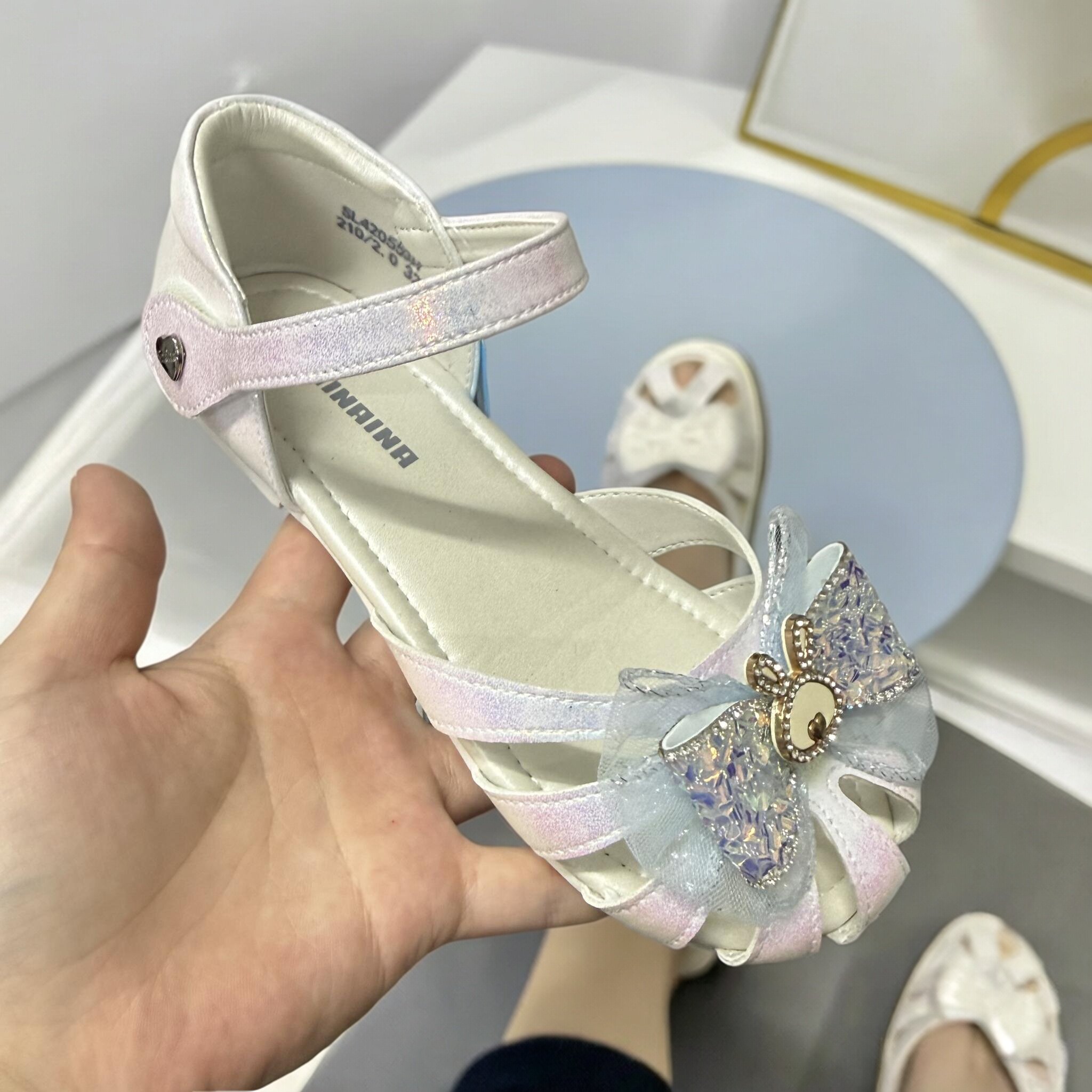专柜正品斯乃纳童鞋夏款420553女童公主时尚休闲包头凉鞋