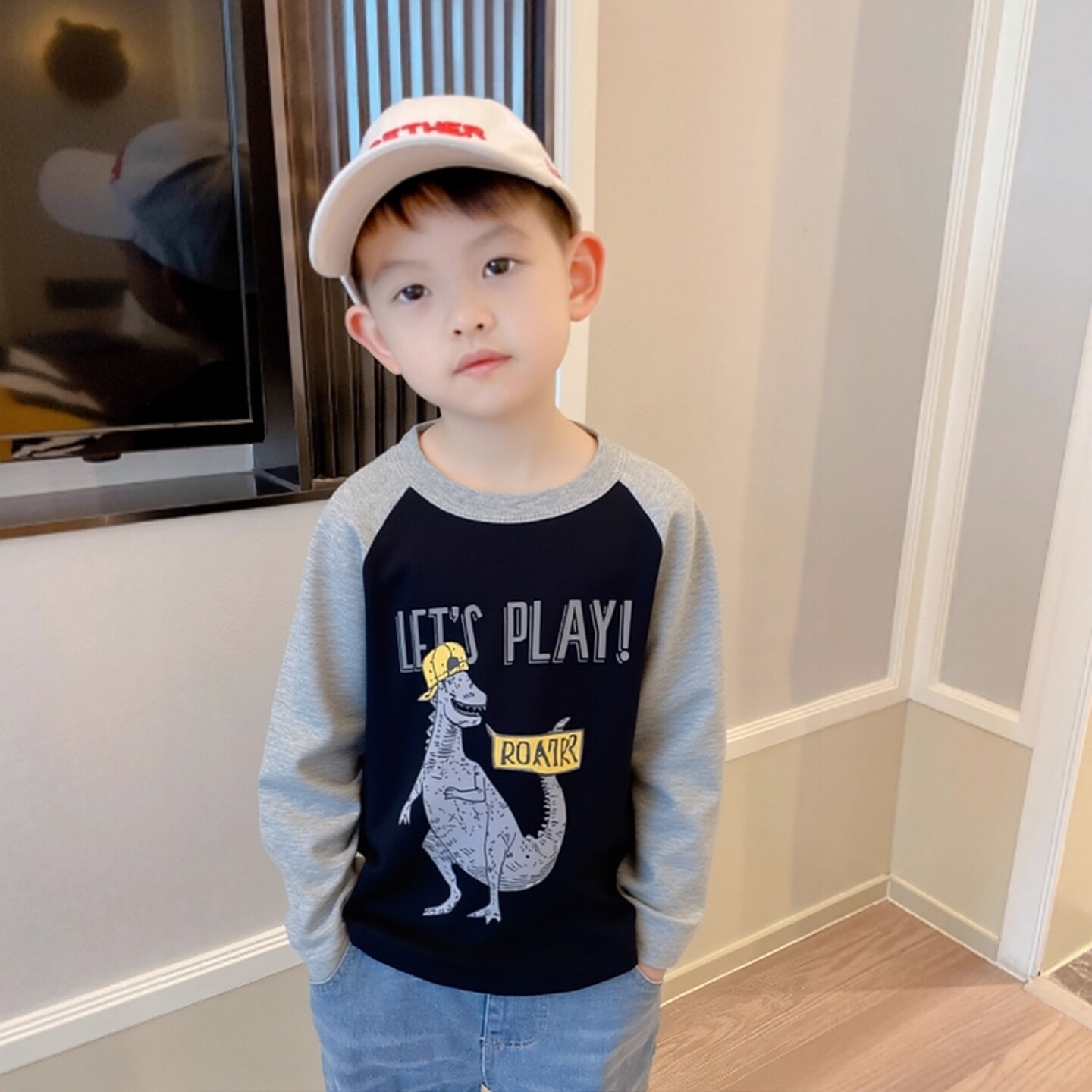 韩版童装 2026春季新品儿童服装男童纯棉卡通恐龙长袖T恤宝宝衣服