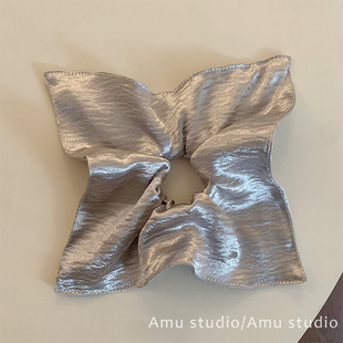 高级感银色亮面方巾大肠发圈女韩系方形扎头发低马尾皮筋发绳头绳