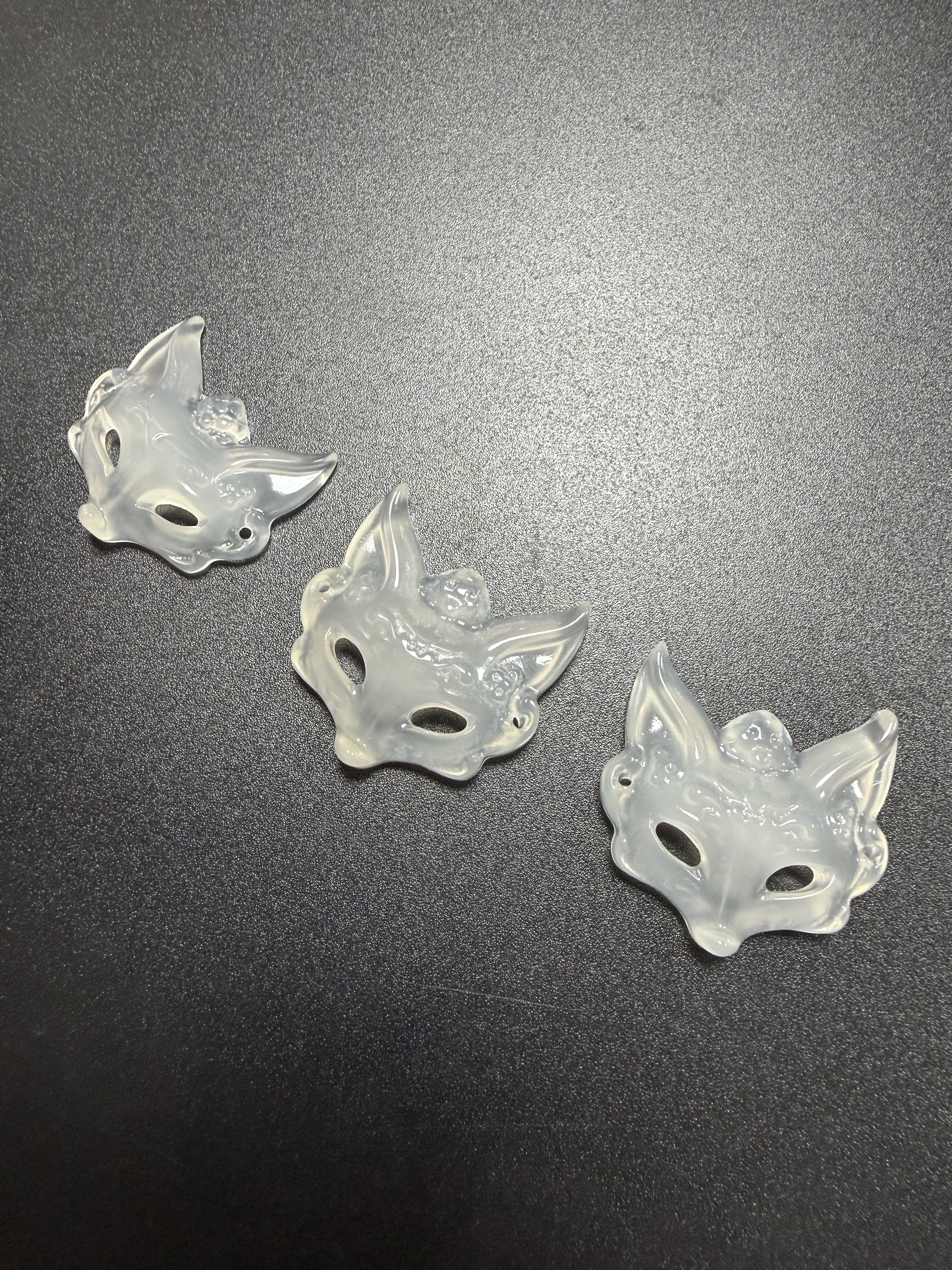 天然白玛瑙国风狐狸面具吊坠挂件饰品配件