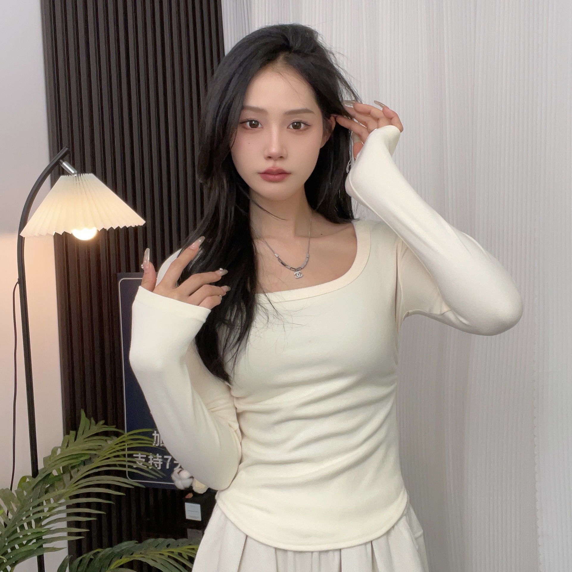 德绒U领打底衫女抽褶遮肚显瘦秋冬装加厚上衣女长袖内搭小衫