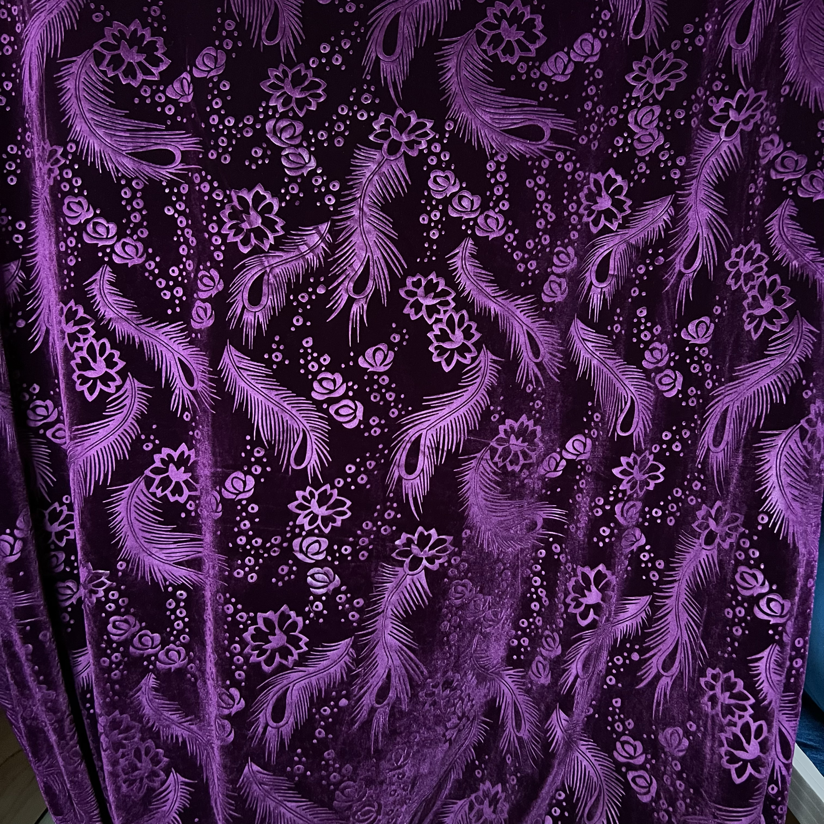 进口压花弹力金丝绒布料超垂韩国不倒绒柔软旗袍丝绒高端服装面料