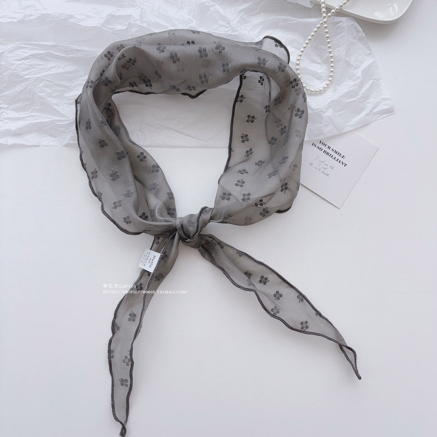 春秋柔软纯色法式小花三角丝巾小围巾 薄款领巾丝巾发带