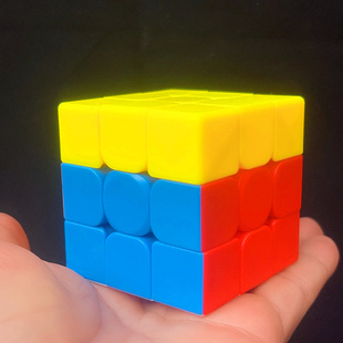 小黄帽魔方两色火山金字塔三明治凹凸独角兽布丁毛毛虫幼儿园玩具