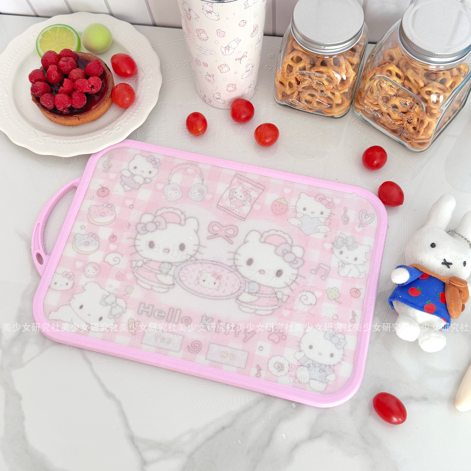 原创kitty小猫菜板pp砧板可爱厨房食品级水果切菜板家用宿舍防霉