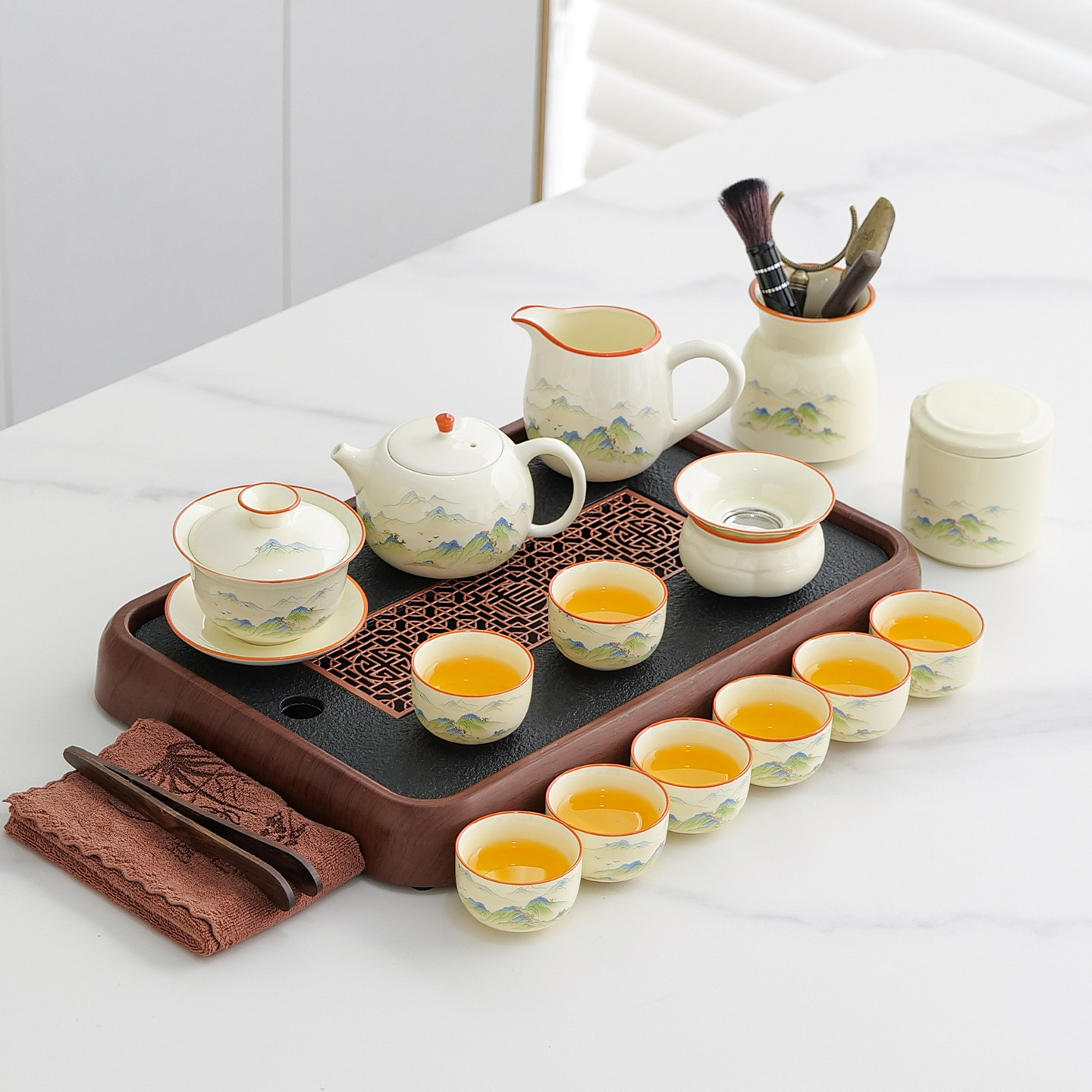 功夫茶具套装家用办公室轻奢高档陶瓷泡茶壶茶杯整套盖碗家用送礼