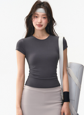 运动短袖女夏薄款修身显瘦圆领速干跑步运动普拉提训练瑜伽服上衣