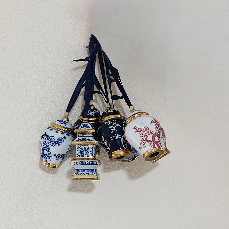景德镇陶瓷金圣诞饰品礼品车载装饰挂件迷你青花瓷瓶吊坠风铃摆件