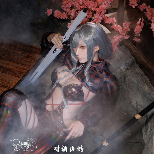 对酒当鸽nikke胜利女神妮姬cos服红莲赛车剑星狂飙车手性感私房