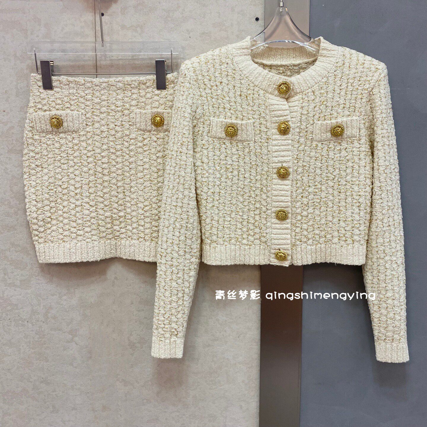 轻奢小香风 重工金属扣定制粗花呢短款显瘦针织开衫+包臀半裙套装