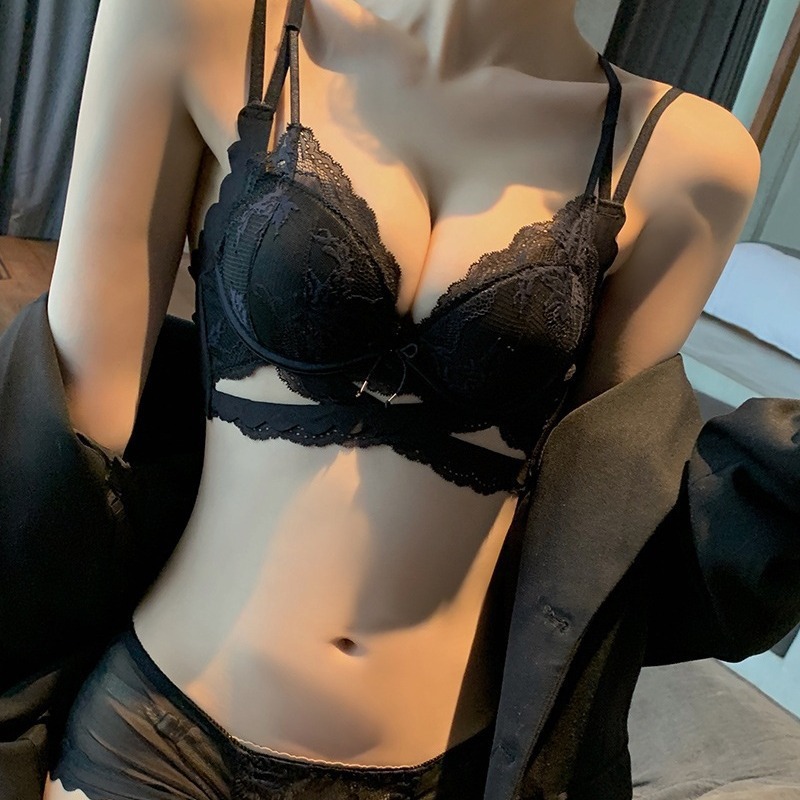 小胸聚拢无钢圈美背文胸套装