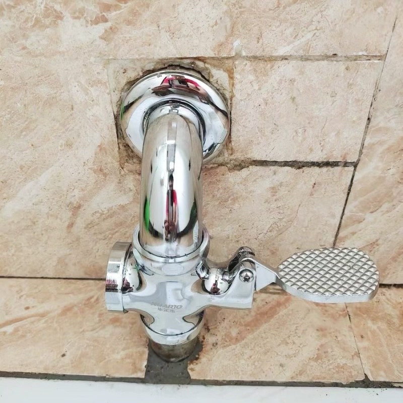 卫生间全铜体脚踩式脚踏阀便池脚踏式蹲便器厕所脚踩阀延时阀门