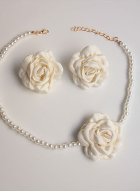 优雅气质香槟色花朵珍珠锁骨链