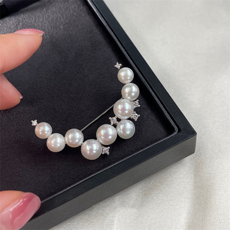 金色银色月亮款M家多珠胸针胸花