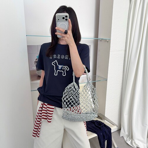立体小马刺绣短袖T恤女纯棉宽松
