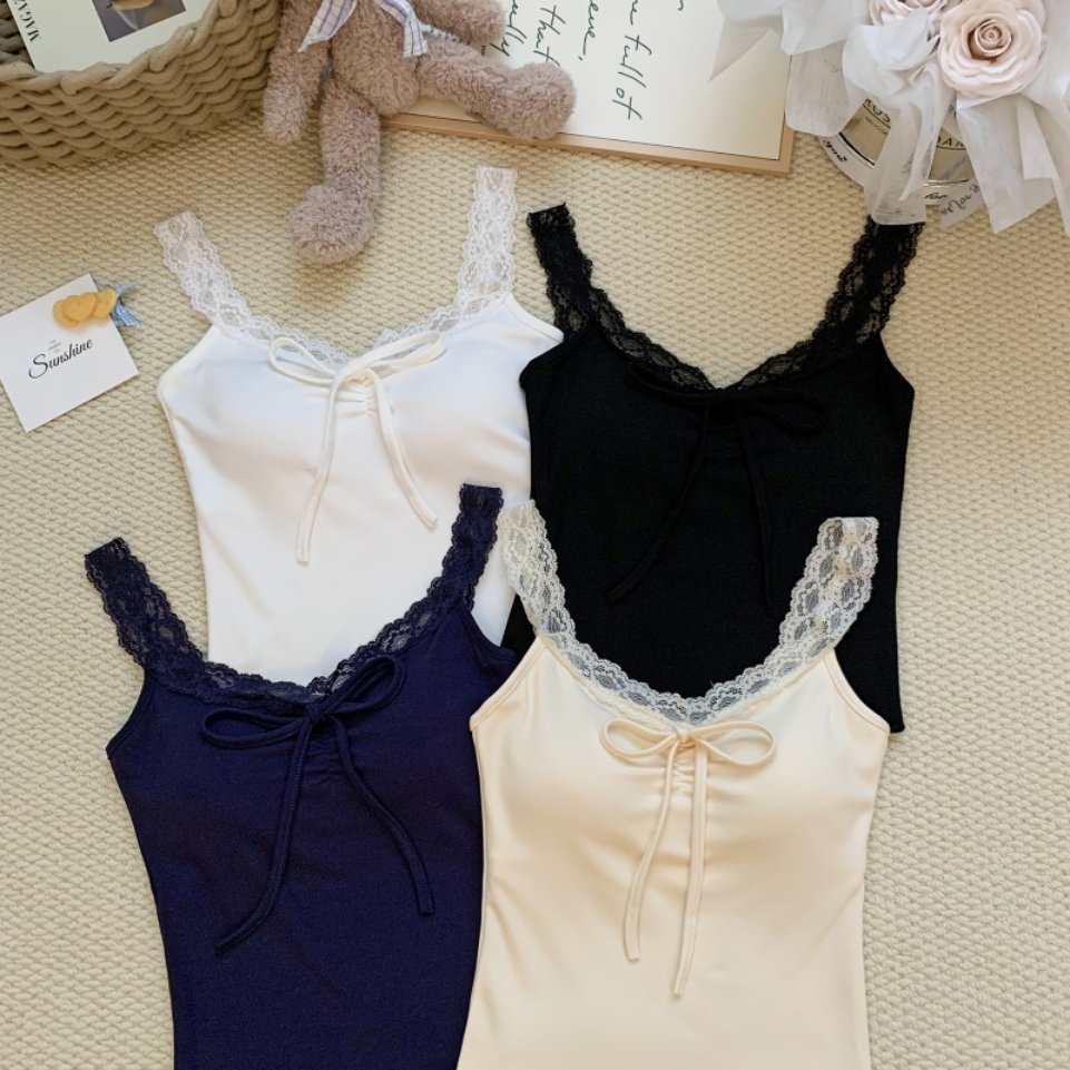 纯欲风磨毛蕾丝花边吊带背心女秋冬内搭带胸垫修身显瘦打底衫上衣