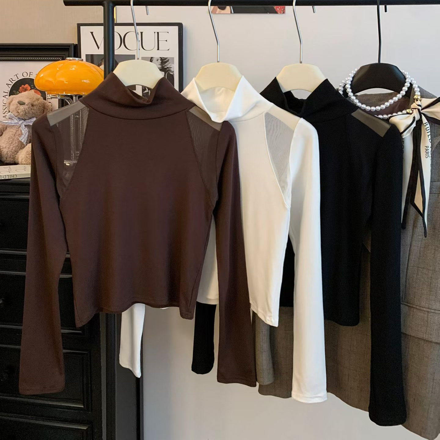 网纱拼接高领长袖T恤女秋季设计感内搭外穿修身显瘦打底衫上衣潮