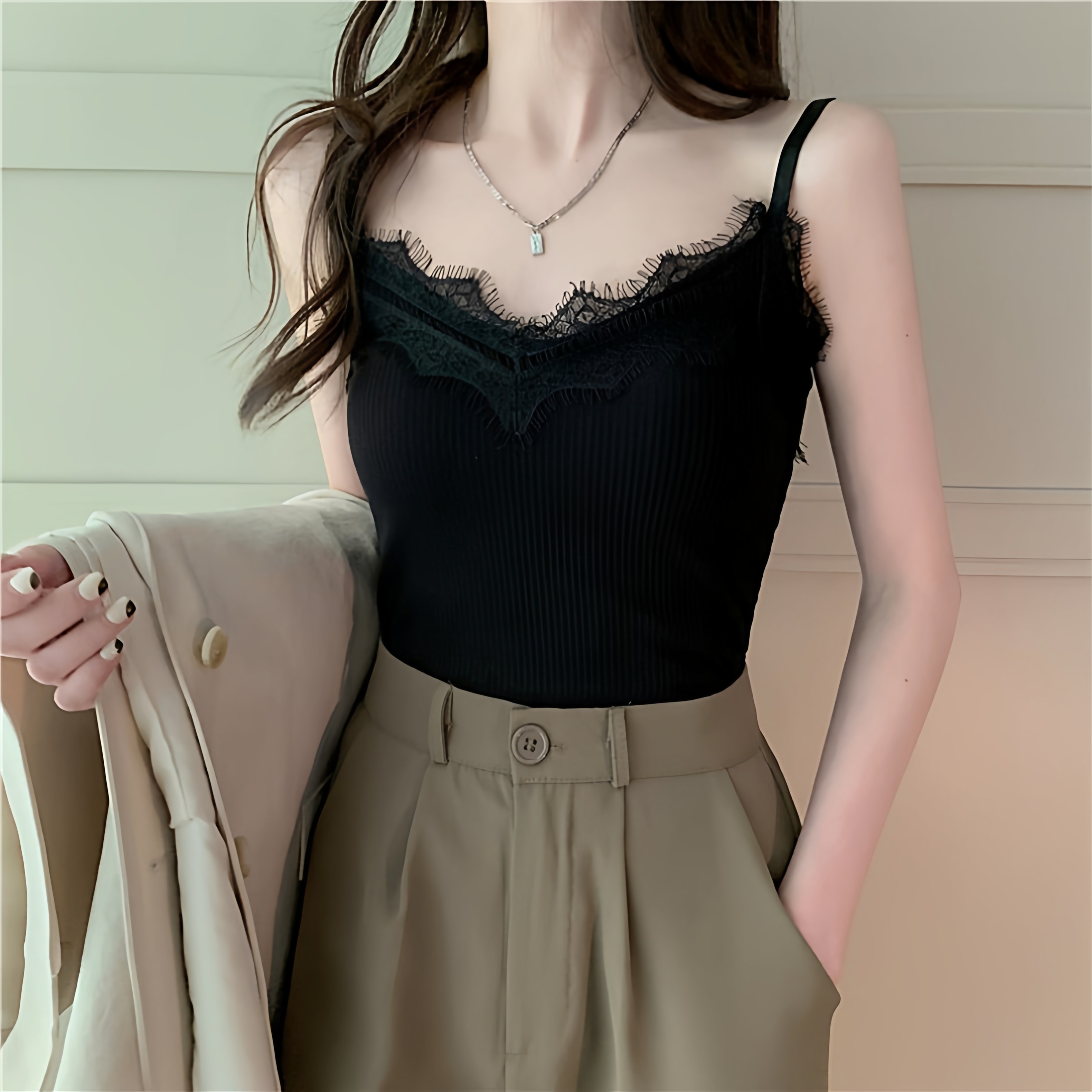 韩系蕾丝边加绒加厚吊带保暖背心女秋冬内搭高级感百搭打底衫上衣