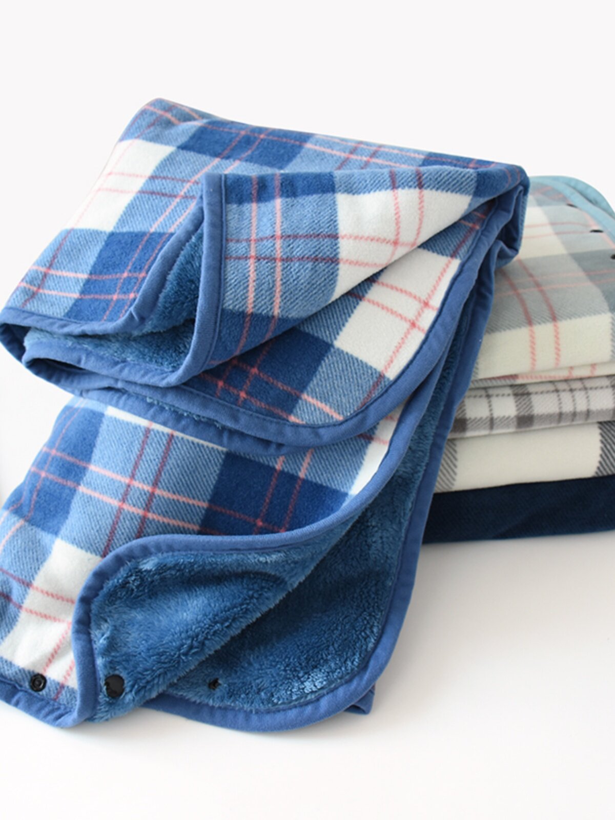 일본 수출 흡습성 및 발열 플란넬 담요 게으른 담요 폴라 플리스 사무용 숄 무릎 담요 어린이용 담요