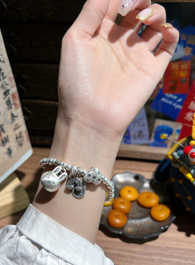 小众设计感爱心竹节小兔子手链女时尚个性轻奢百搭高级感银珠手串