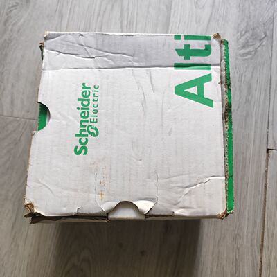 变频器ATV12H055M2，，功率0.5