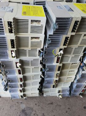 Lenzn伦茨变频器E84AVBCE3714SX0 0.3