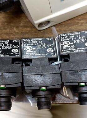 施迈赛安全开关AZ17-11ZK-ST，2021年生产，