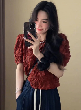 清仓捡漏特价剪镖折扣女装小众设计感圆领褶皱短款泡泡袖雪纺上衣