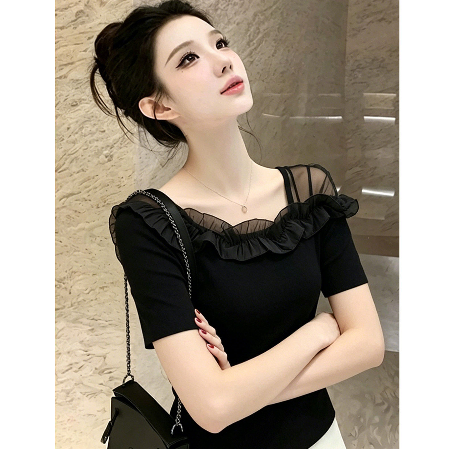 韩系黑色荷叶边显瘦短袖T恤女