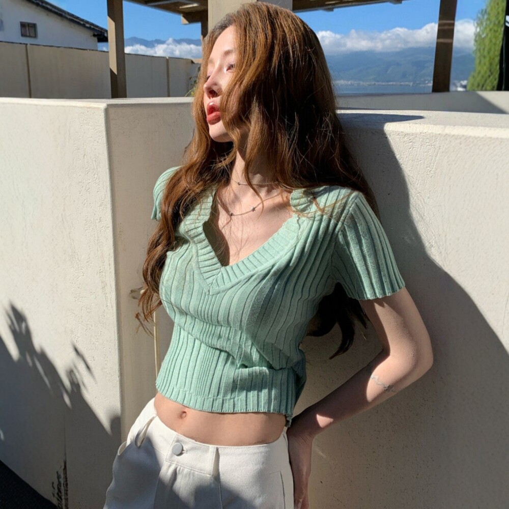 日系v领坑条冰丝针织短袖t恤女