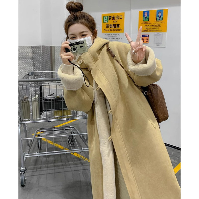 连帽高级感长款皮毛一体厚外套女