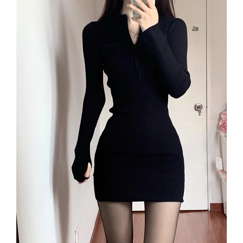 黑色修身包臀针织连衣裙女