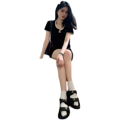 硕硕网络服饰2店 62YYNZ619