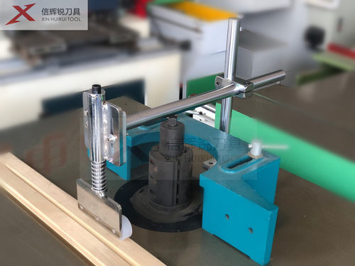木工工具立铣压轮家具圆台横向顶料弹簧助力器送料走弯料辅助靠山