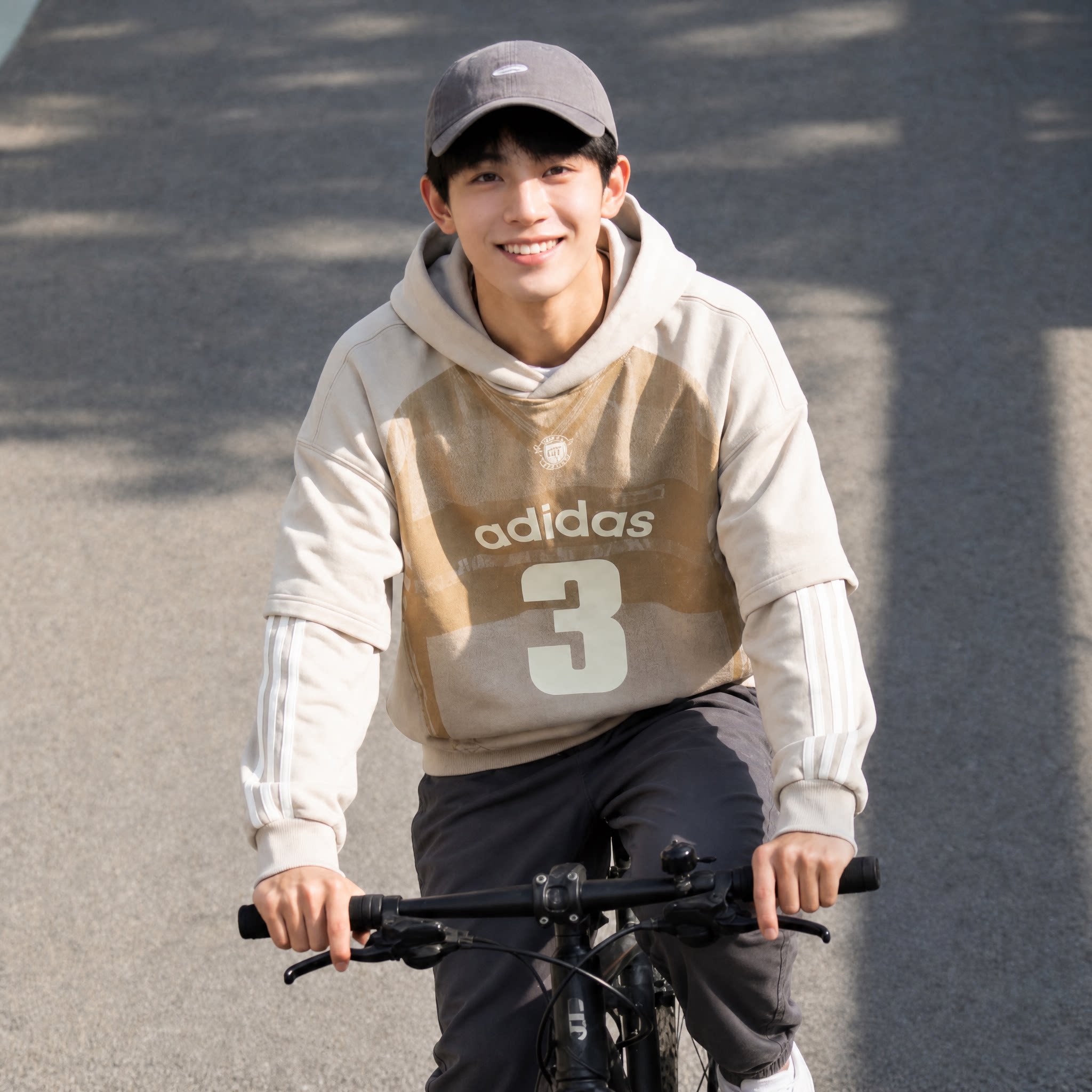 Adidas阿迪达斯三叶草正品青少年男款卫衣复古百搭假两件秋装上衣