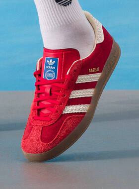 阿迪达斯德训鞋男女adidas三叶草Gazelle复古运动板鞋红色 IF1808