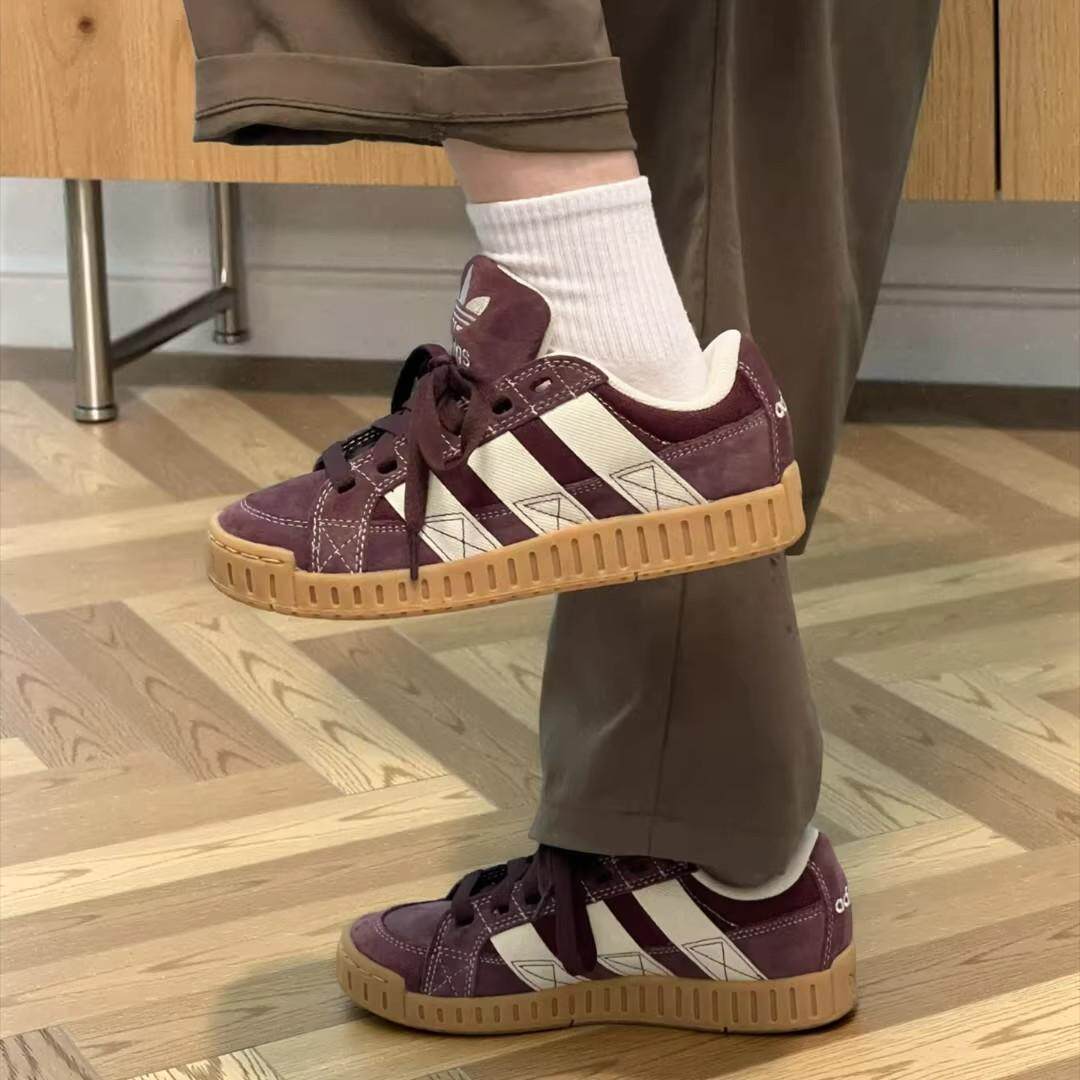 阿迪达斯经典美式复古薄底德训鞋