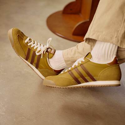 Adidas/阿迪达斯正品三叶草男女轻便复古经典休闲运动鞋KI8872